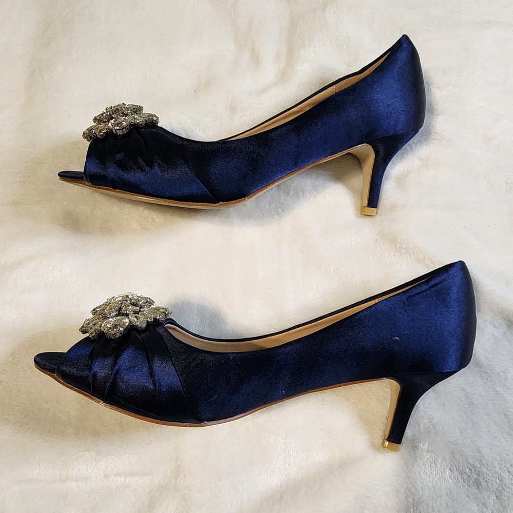 SheSole Navy Blue Peep-Toe Heels with Crystal Embellishments, EUC, Size 7 - Picture 4 of 6